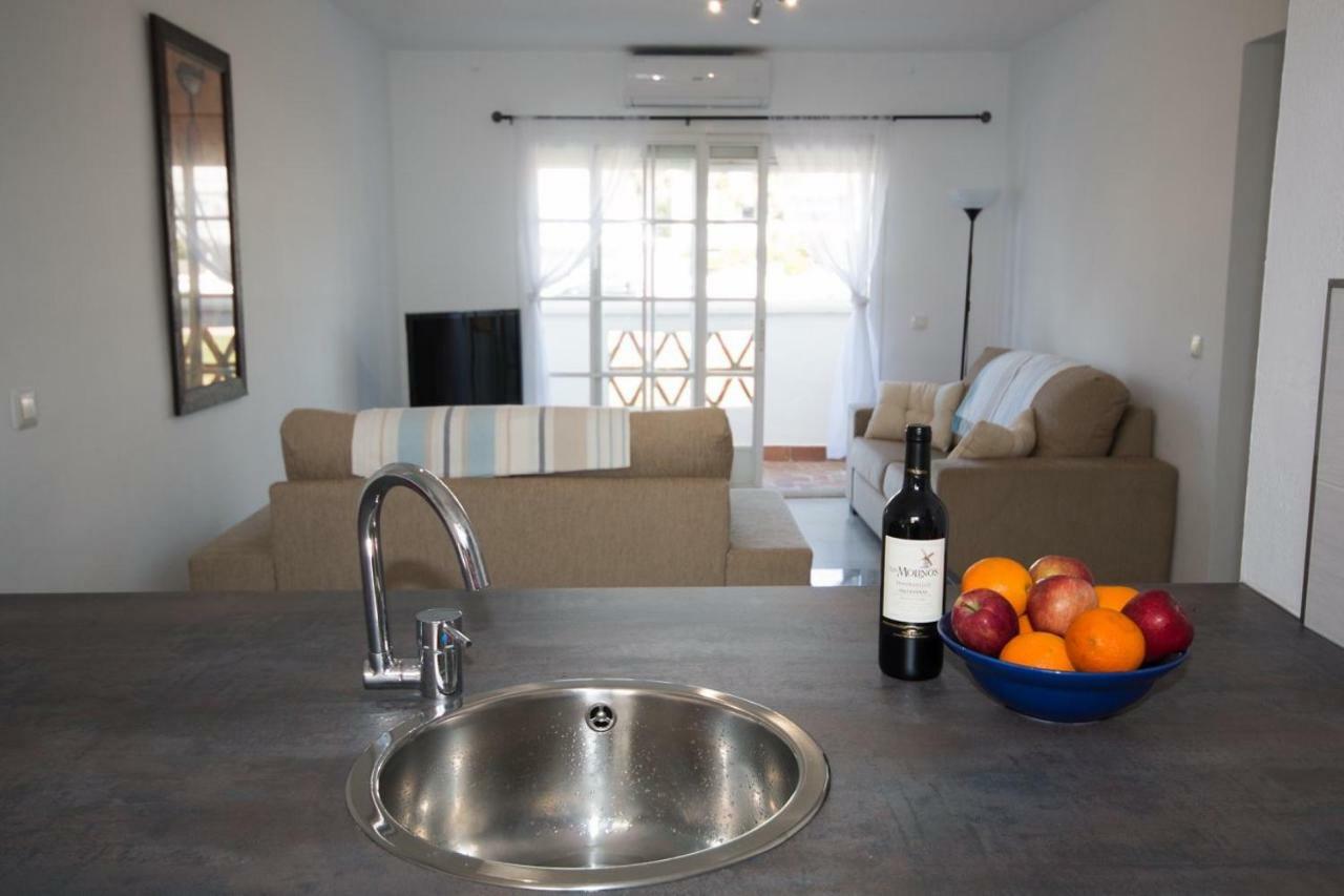 Puerto De La Duquesa Beach Apartment Castillo de Sabinillas Exteriér fotografie