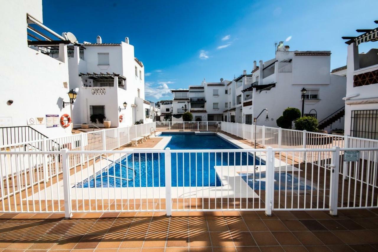 Puerto De La Duquesa Beach Apartment Castillo de Sabinillas Exteriér fotografie
